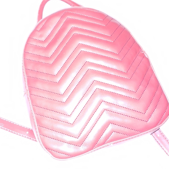 🔴Small red Mini Chevron backpack - Picture 6 of 6